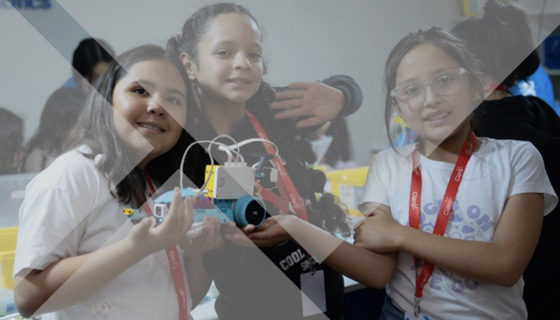STEMpoderadas: inspirando a las futuras líderes tecnológicas en Trujillo y Arequipa STEMpoderadas: inspirando a las futuras líderes tecnológicas en Trujillo y Arequipa