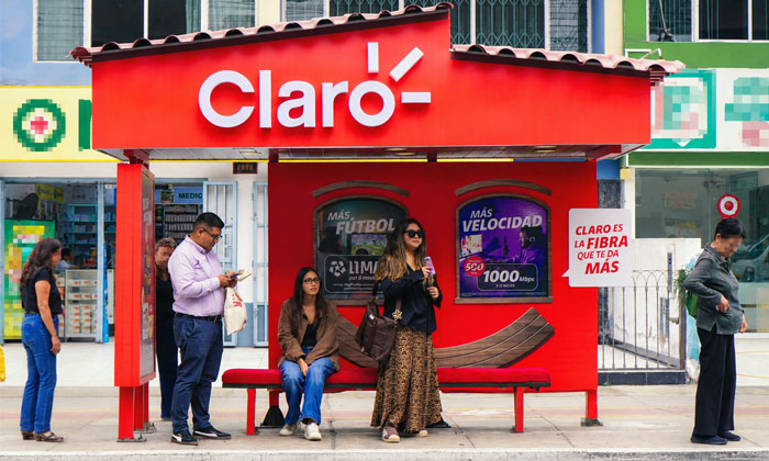 Claro Perú transformó un paradero en una casa&nbsp;inspirada en los retos de conectividad del hogar